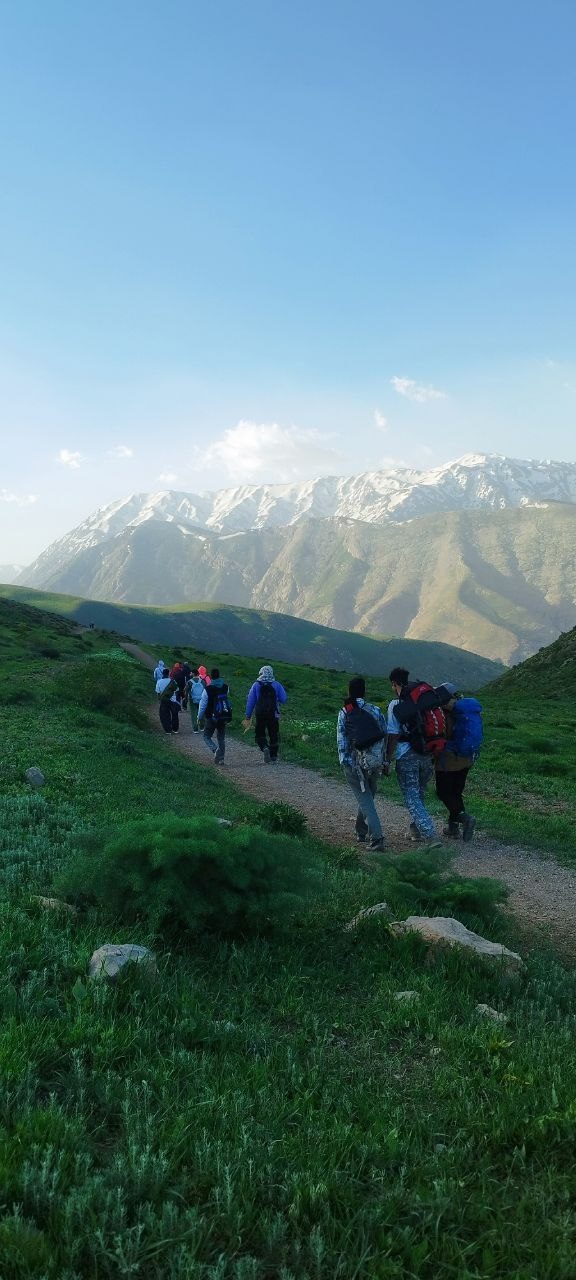 برنامه پیمایش دریاچه گهر | باشگاه زاگرس